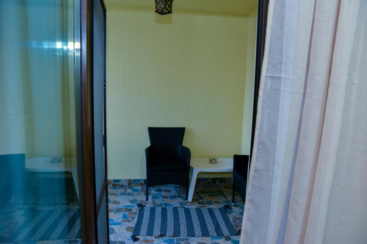 Casa Avram Villa รึมนิคูวัลเจีย ภายนอก รูปภาพ